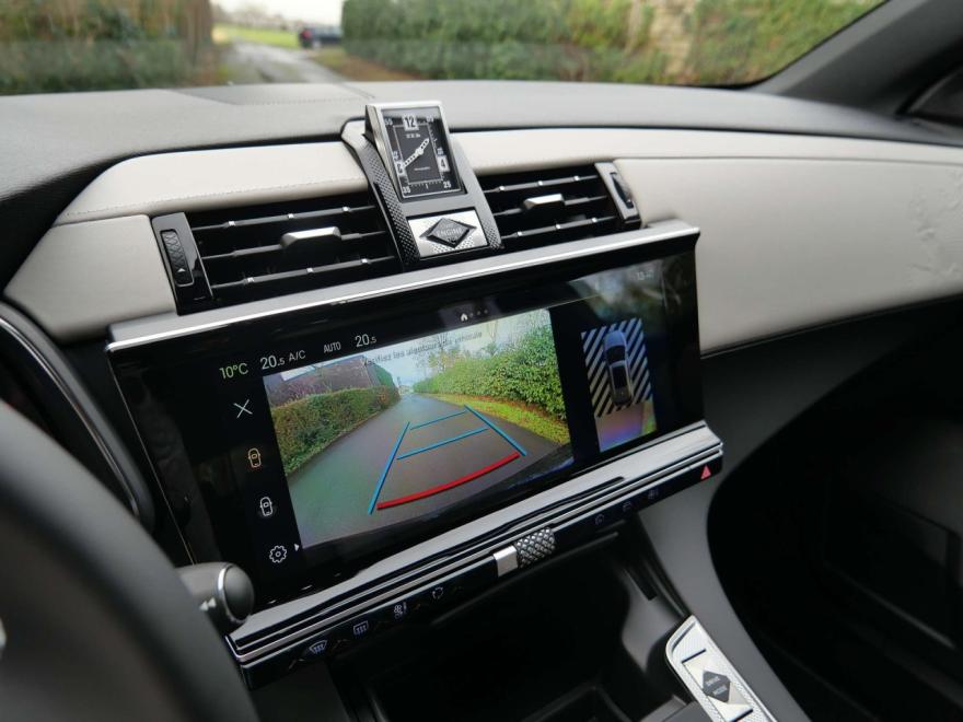 GARANTIE CONSTRUCTEUR TOT 48 STE MAAND OF MAX 60000KM 

MET AFNEEMBARE TREKHAAK 


Wagen te bezichtigen bij :
Garage Palermo 
Kezelberg 11
8560 Moorsele
maa tem vrij : 08u00-12u00 & 13u30-18u00
zat : op afspraak 
tel : 00 32 (0)56 50 99 84
gsm :  00 32 (0)468 51 35 59
info@garagepalermo.be

Prijs is inclusief het afleverpakket (t.w.v. €199) : keuring, onderhoud uitgevoerd vóór levering & professionele opkuis.
Wenst u een overname van uw huidige wagen ? Geen enkel probleem, wij geven u een eerlijke overnameprijs.
Bent u ook op zoek naar een autolening of -leasing ? Wij helpen u graag !
Bijkomende vragen ? Een afspraak of testrit ? Contacteer ons vrijblijvend!

Volledige stock te ontdekken op:  www.garagepalermo.be