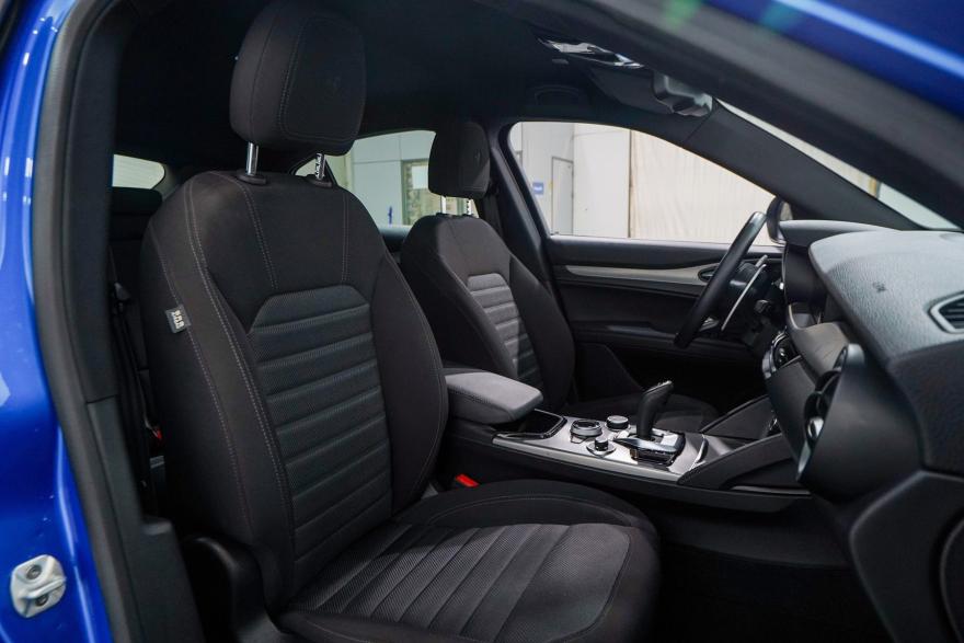 Alfa Romeo Stelvio sprint 160 AT