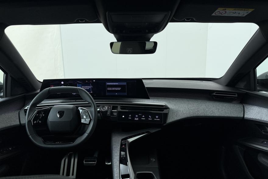 Peugeot 5008 1.2 turbo gt 7pl. 136 AT