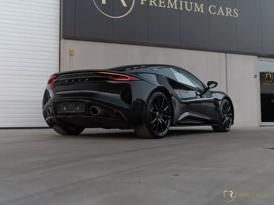 Lotus Emira