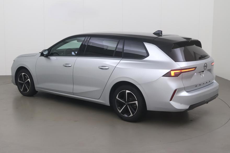 Opel Astra Sports Tourer 1.2 turbo gs 130