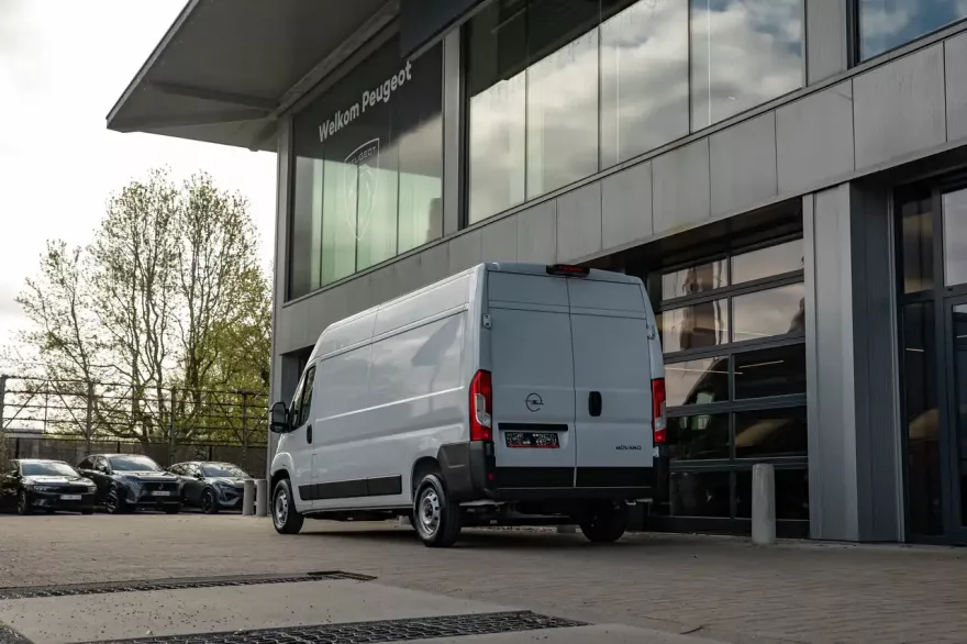 Opel Movano