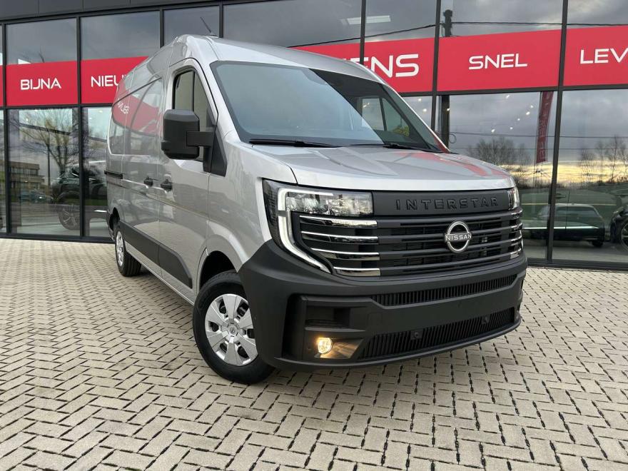 Nissan Interstar