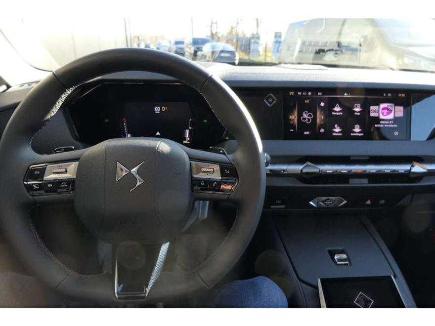 DS Automobiles DS 4