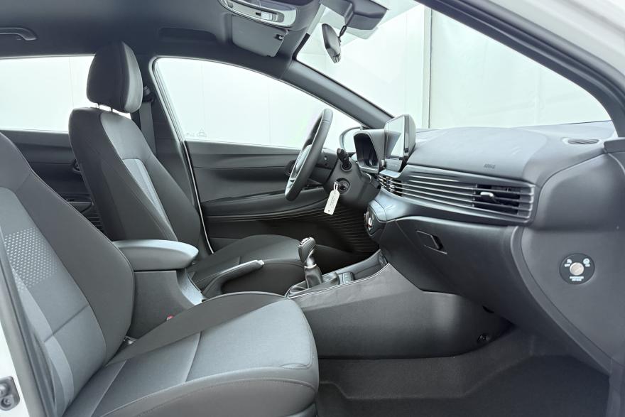 Hyundai i20 1.0 T-GDI twist plus 90