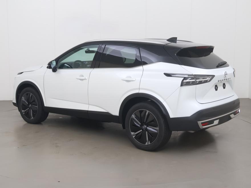 Nissan Qashqai 1.3 dig-t tekna xtronic 158 AT