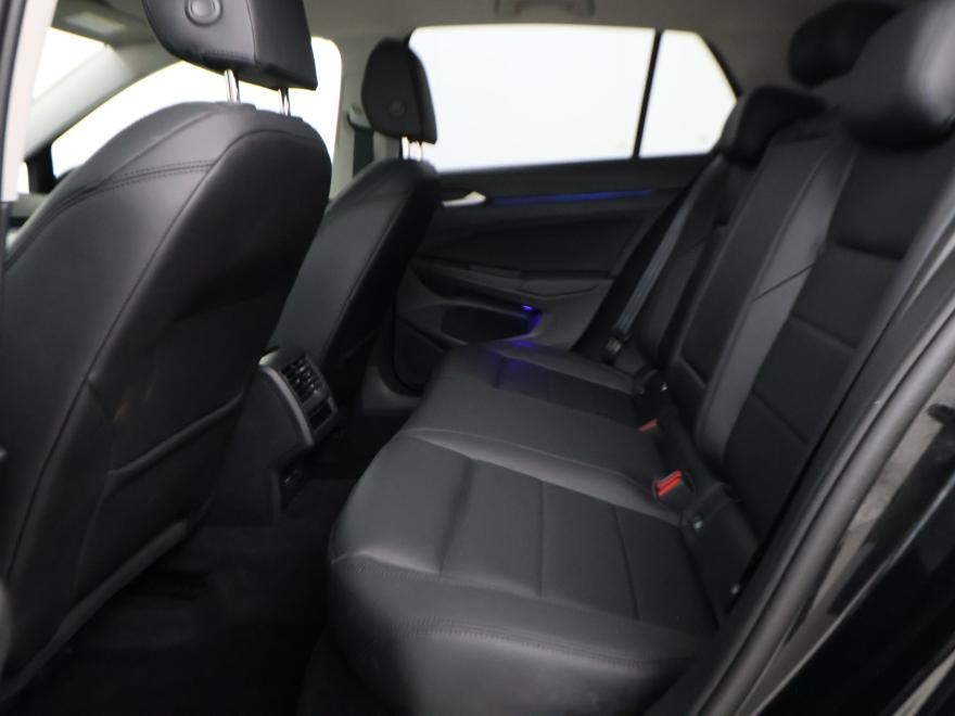 Volkswagen Golf VIII TSI life OPF 110