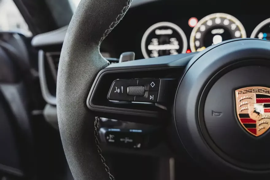 Porsche 992