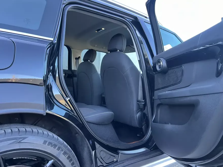 MINI Cooper SE Countryman