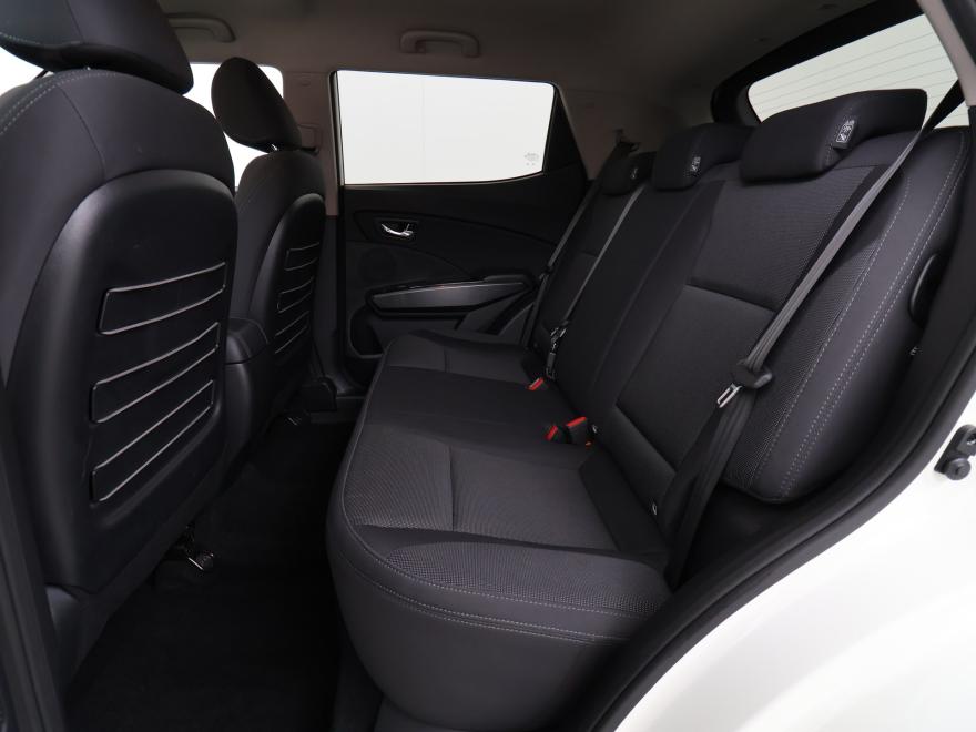 Ssangyong Tivoli t-gdi quartz 163 AT