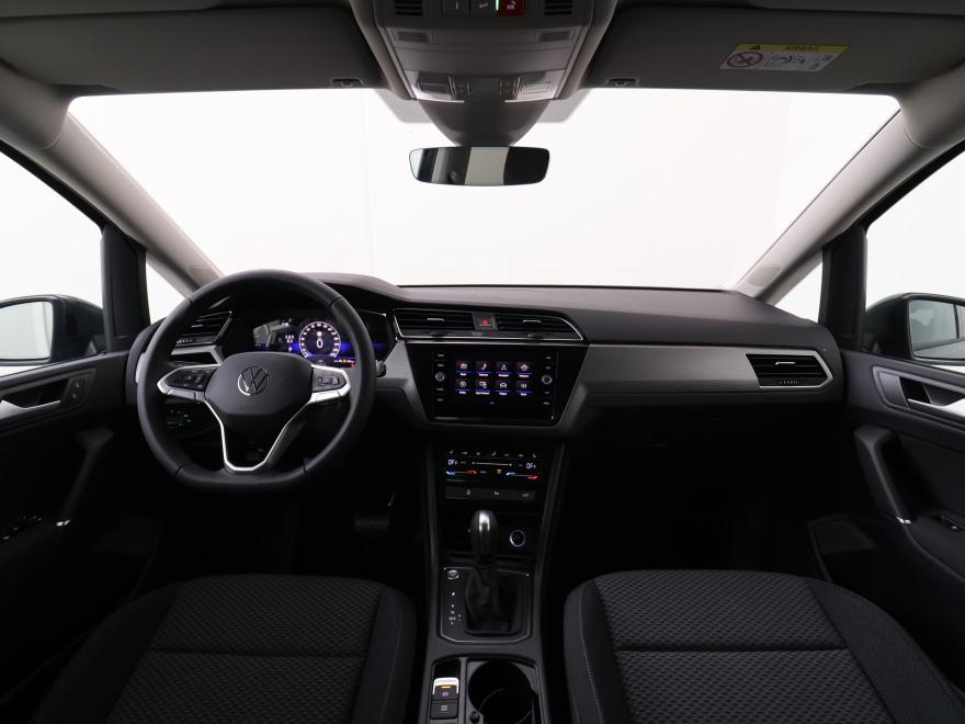 Volkswagen Touran 1.5 tsi highline 7pl. 150 AT