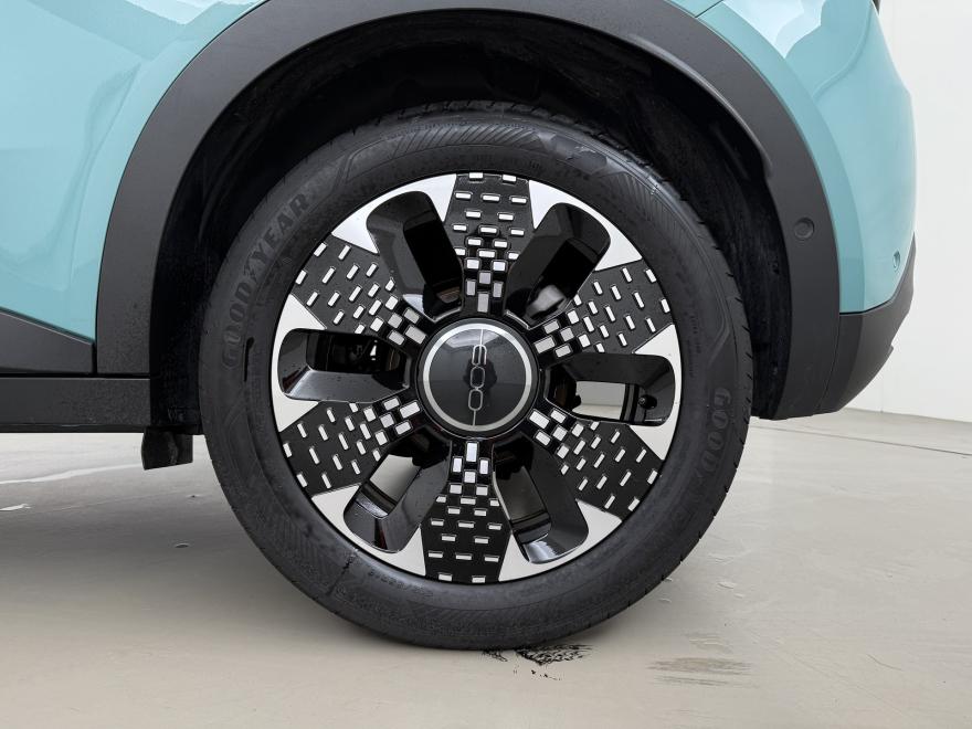 Fiat 600 1.2 hybrid la prima 136 AT