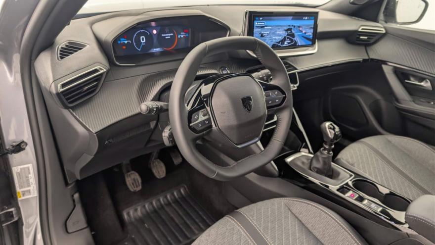 Peugeot 2008 100 bvm6 allure 100