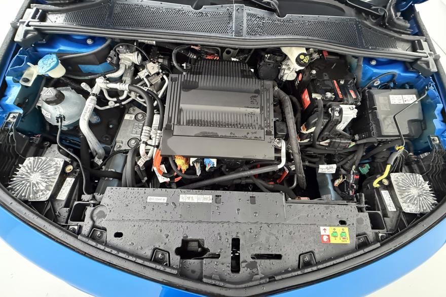 Opel E-Astra 54 kwh - 156 ch gs 156 AT
