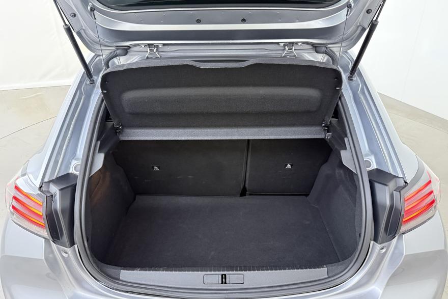 Peugeot 208 1.2 turbo allure 100
