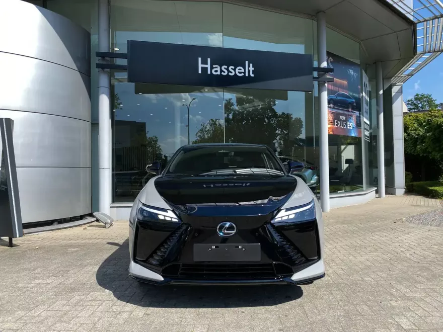 Lexus RZ