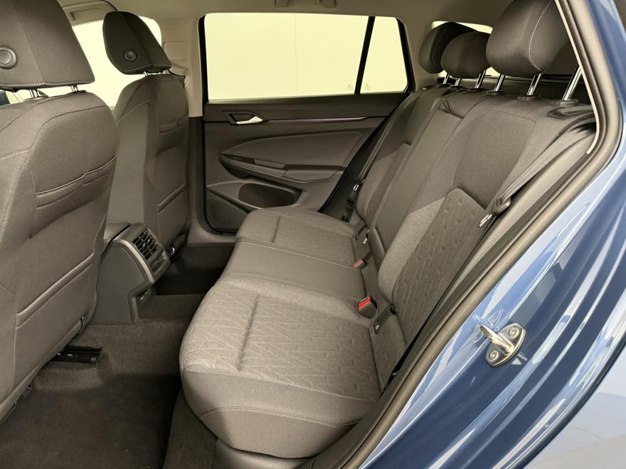 Volkswagen Golf VIII Variant 1.5 etsi life 116 AT