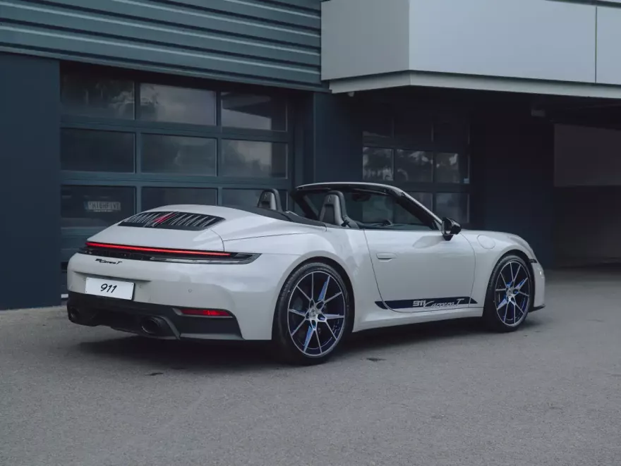 Porsche 992