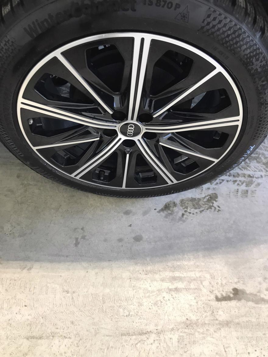 Audi Q4 Sportback E-tron s line 340 AT