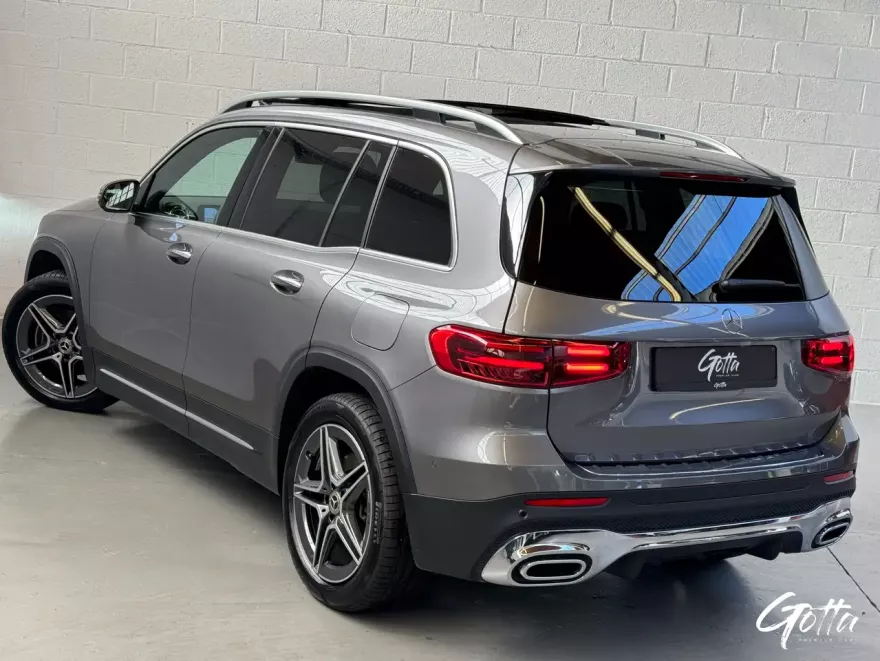 Mercedes-Benz GLB 200