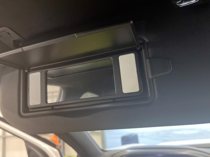 Peugeot 3008 PHEV hybrid 225 e-eat8 allure pack 180 AT