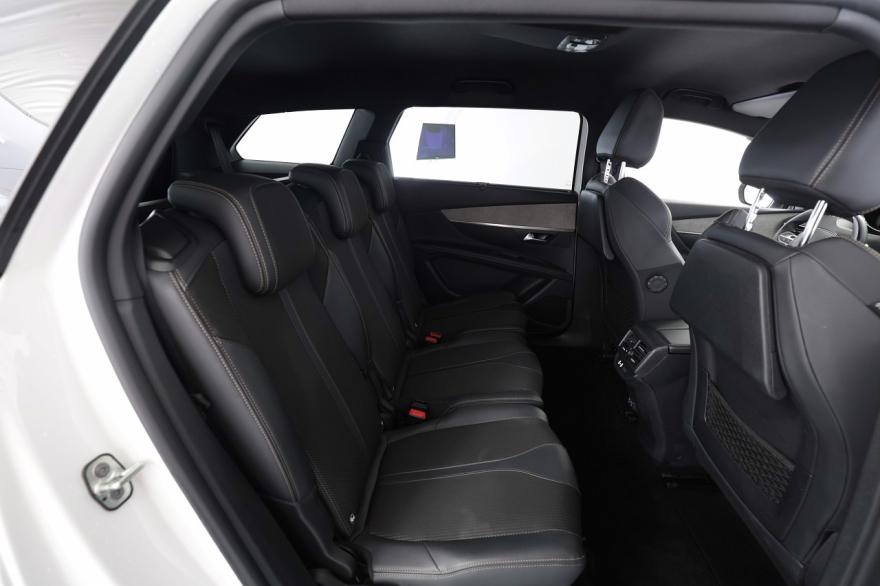 Peugeot 5008 gt pack 130 AT