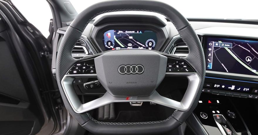 Audi Q4 Sportback E-tron s line 340 AT