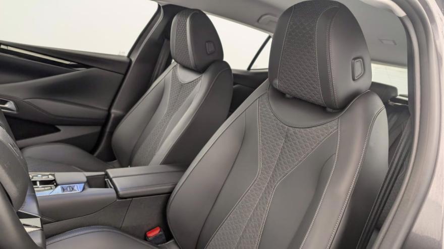 DS DS 4 PHEV 1.6 hybride e-tense 225 eat8 trocadero 180 AT