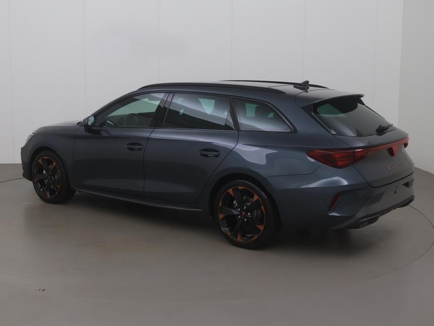 CUPRA Leon ST 1.5 etsi business 150 AT