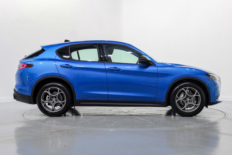 Alfa Romeo Stelvio sprint 160 AT