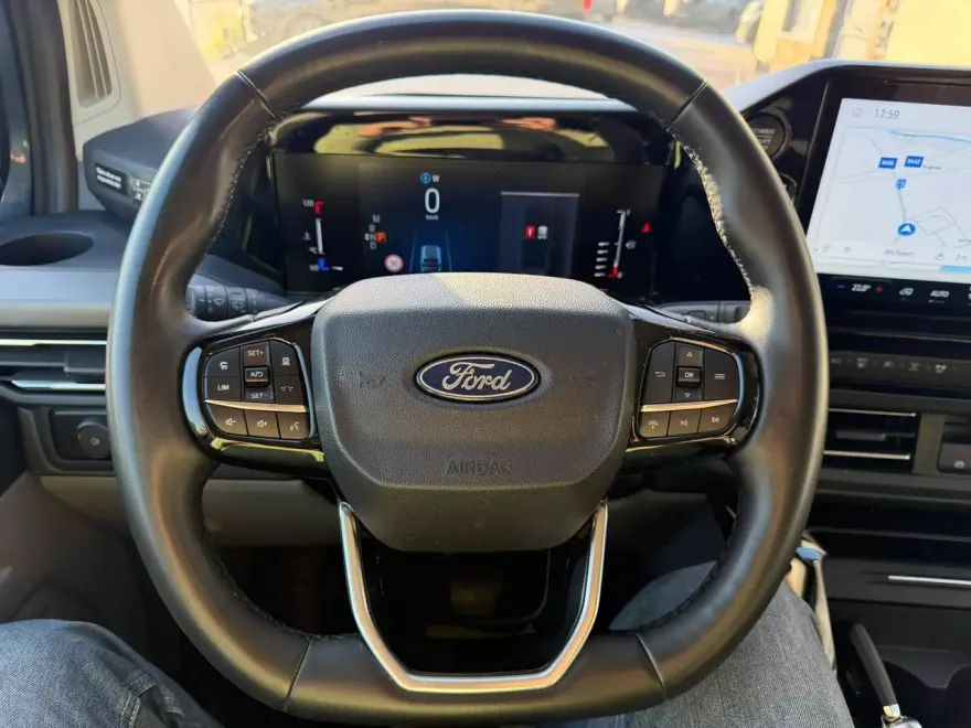 Ford Nugget