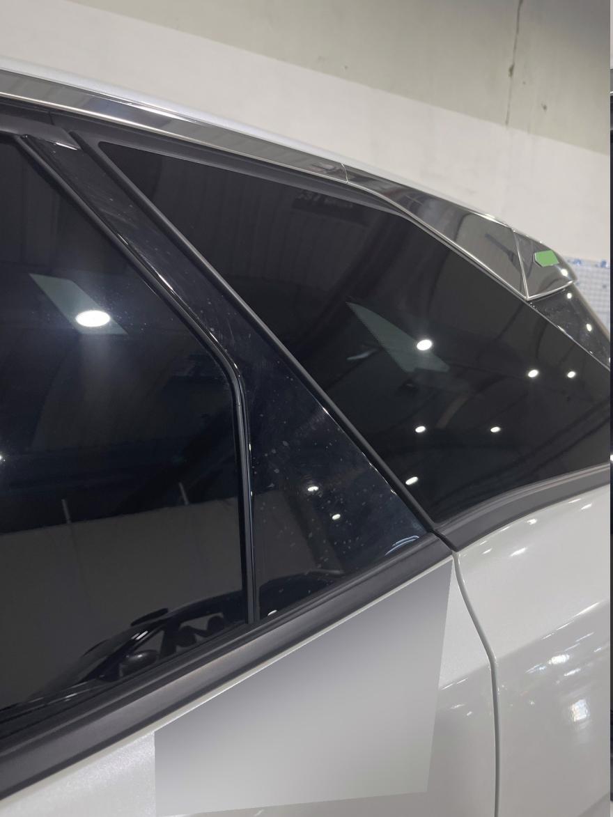 Peugeot 3008 PHEV hybrid 225 e-eat8 allure pack 180 AT