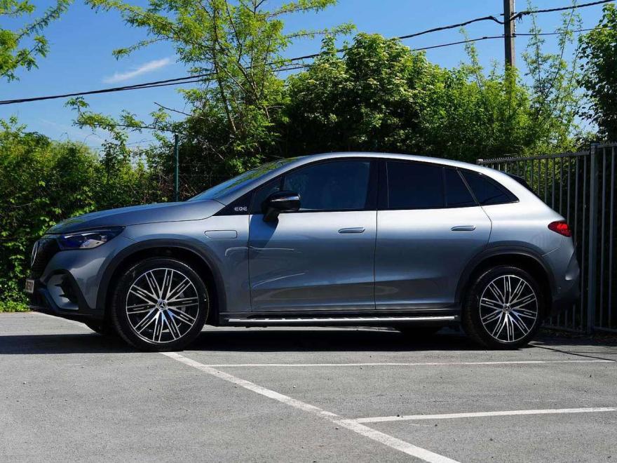 Mercedes-Benz EQE SUV