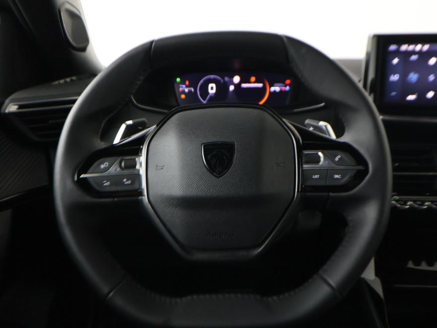 Peugeot 2008 1.2 puretech allure s&s 130 AT