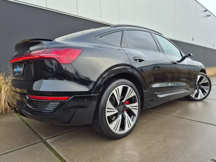 Audi Q8 e-tron