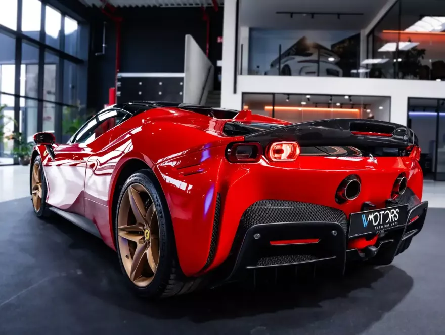 Ferrari SF90 Spider
