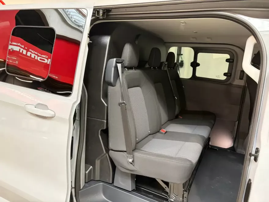 Volkswagen T7 Transporter