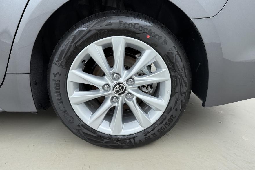 Toyota Corolla SW Hybrid (HEV) 1.8 dynamic e-cvt gpf 140 AT