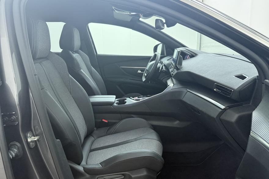 Peugeot 5008 1.2 puretech allure pack (eu6.4) 130 AT