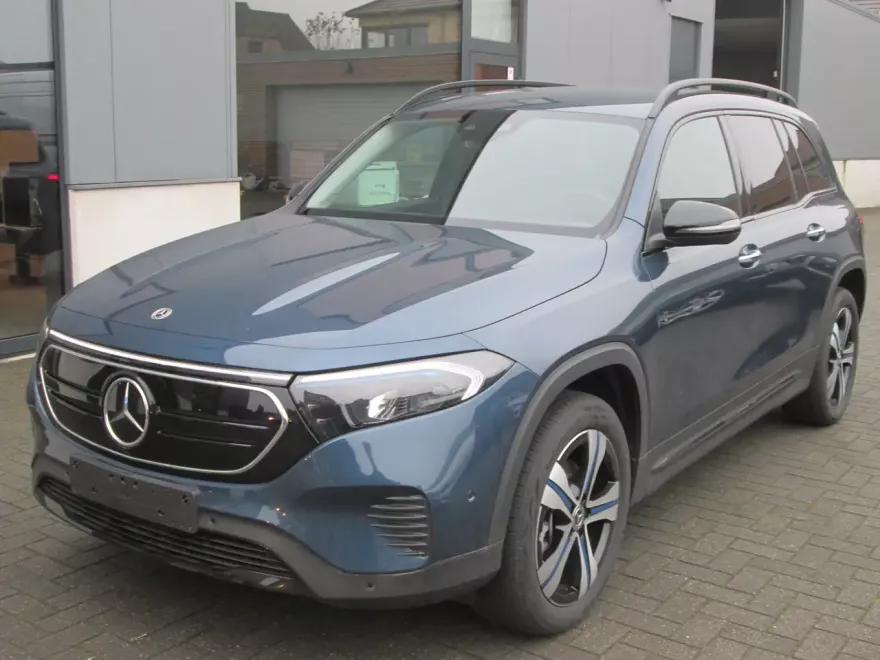 Mercedes-Benz EQB 300