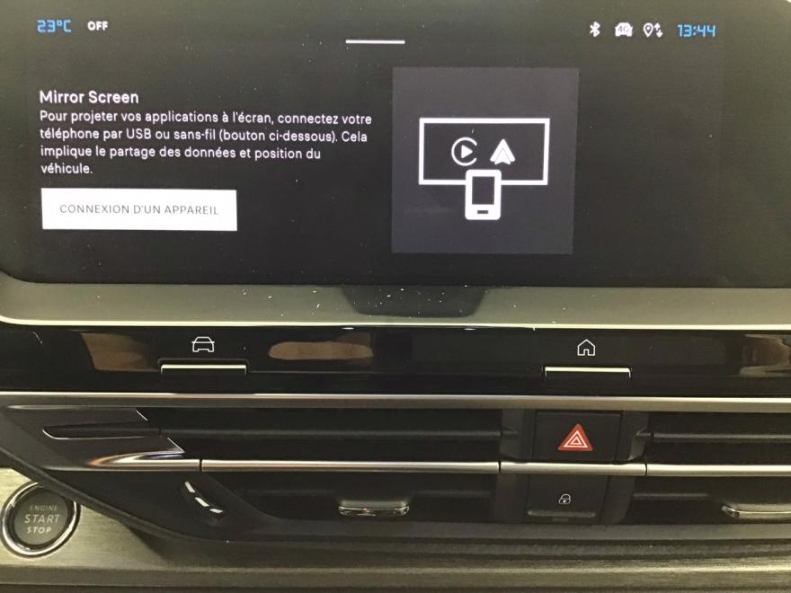 Citroen C5 X 1.2 puretech 130 eat8 feel 131 AT