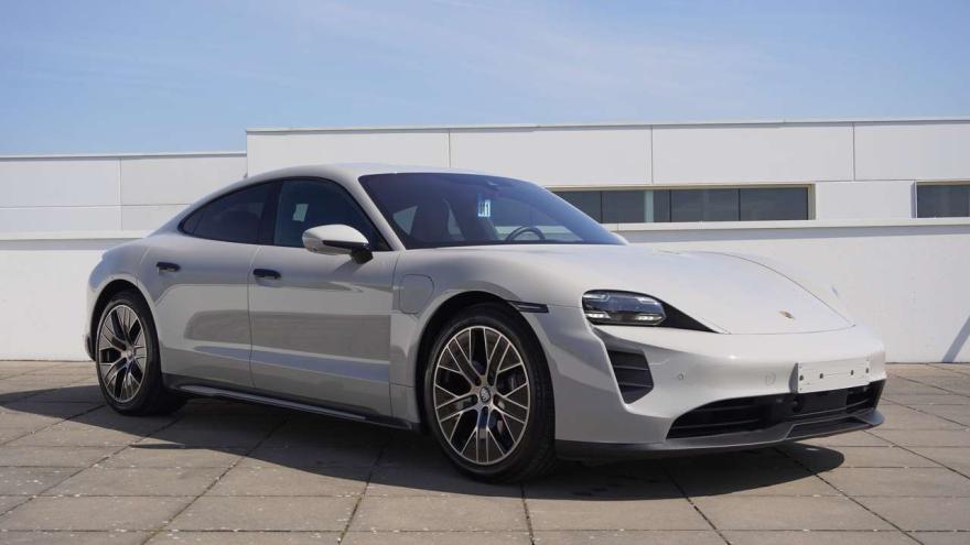 Porsche Taycan