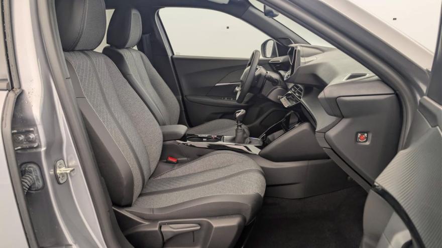 Peugeot 2008 100 bvm6 allure 100