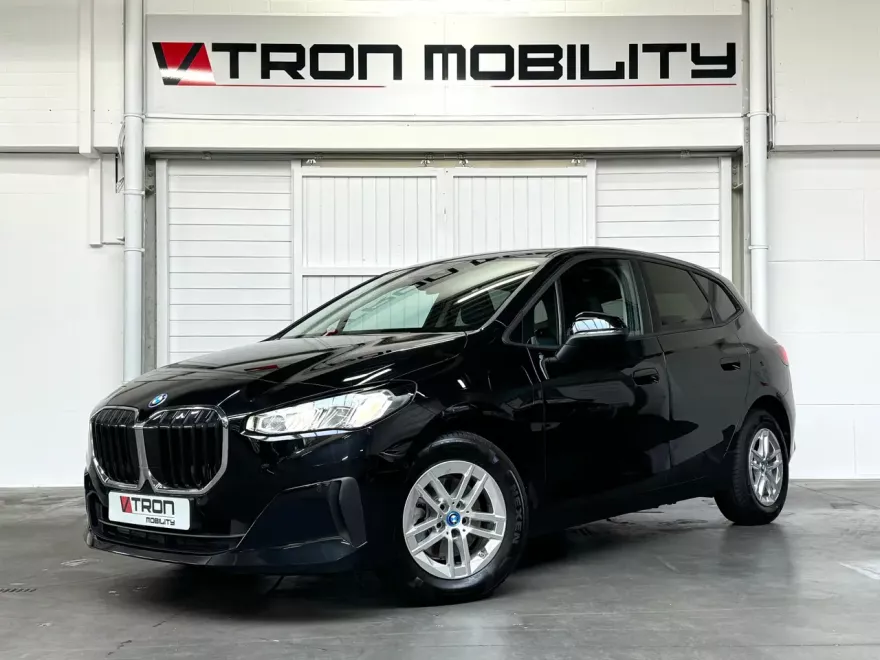BMW 225