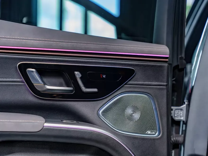 Mercedes-Benz EQS