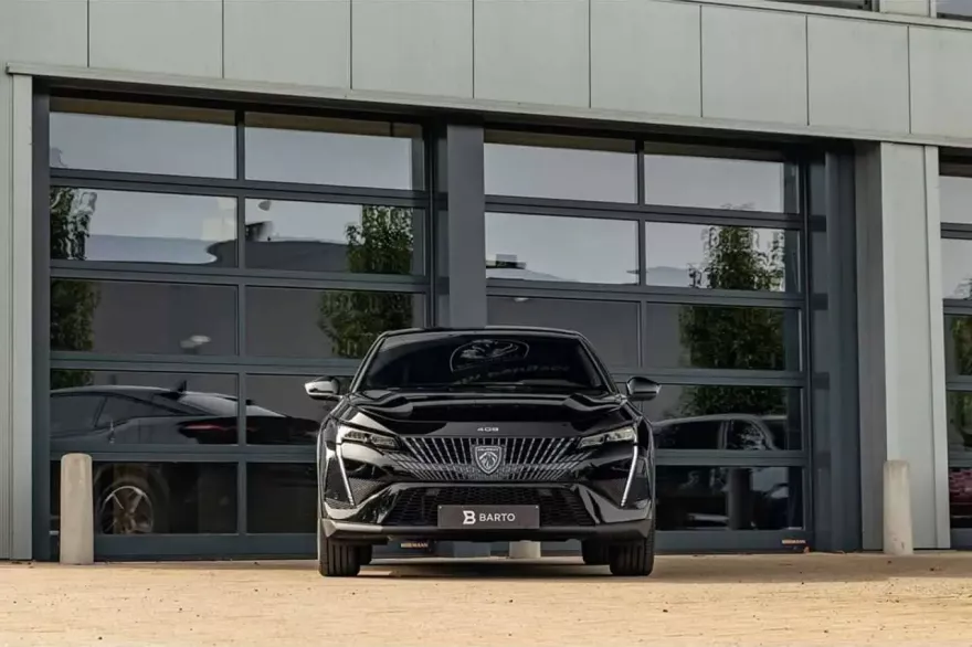Peugeot 408