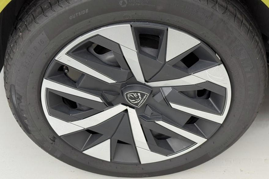 Peugeot 208 1.2 puretech 100 bvm6 style 100
