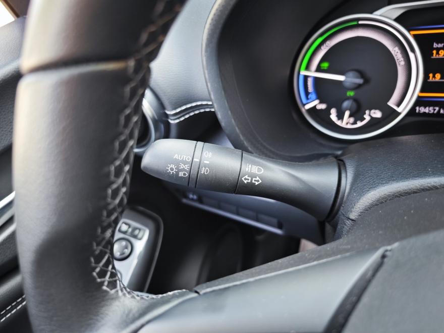NISSAN JUKE 1.6TGDI FULL HYBRIDE, 19.457 KM! PRIJS INCLUSIEF BTW, METAALKLEUR, KEURING, ONDERHOUD,...
Financiering mogelijk. LET OP, GELD LENEN KOST OOK GELD.

OPTIES
- ANDROID/APPLE CARPLAY
- CAMERA ACHTER
- NOODREM ASSISTENT
- DODE HOEKSENSOREN
- RIJBAAN BEGELEIDING
- NOODOPROEP SYSTEEM
-...

NU: € 23.990 (INCL.BTW)

12 MAANDEN GARANTIE
12 MAANDEN VAB ASSISTANCE

vvauto.com
Wij zijn niet verantwoordelijk voor eventuele fouten in de advertenties. Details van de wagens zijn altijd ter inzage bij V.V.-Auto