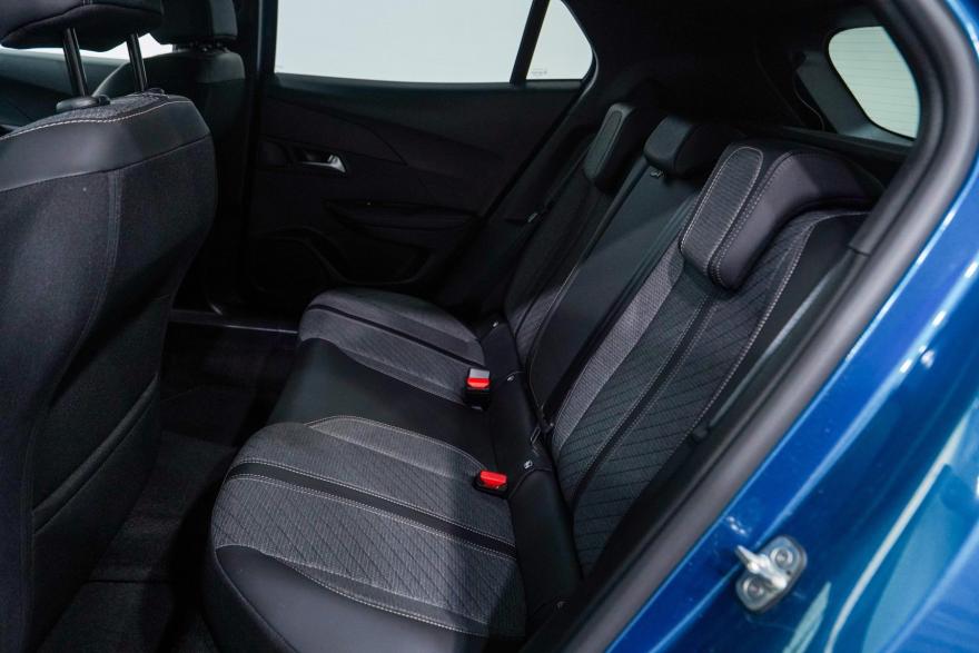 Peugeot 2008 hybrid 136 edcs6 - allure 136 AT