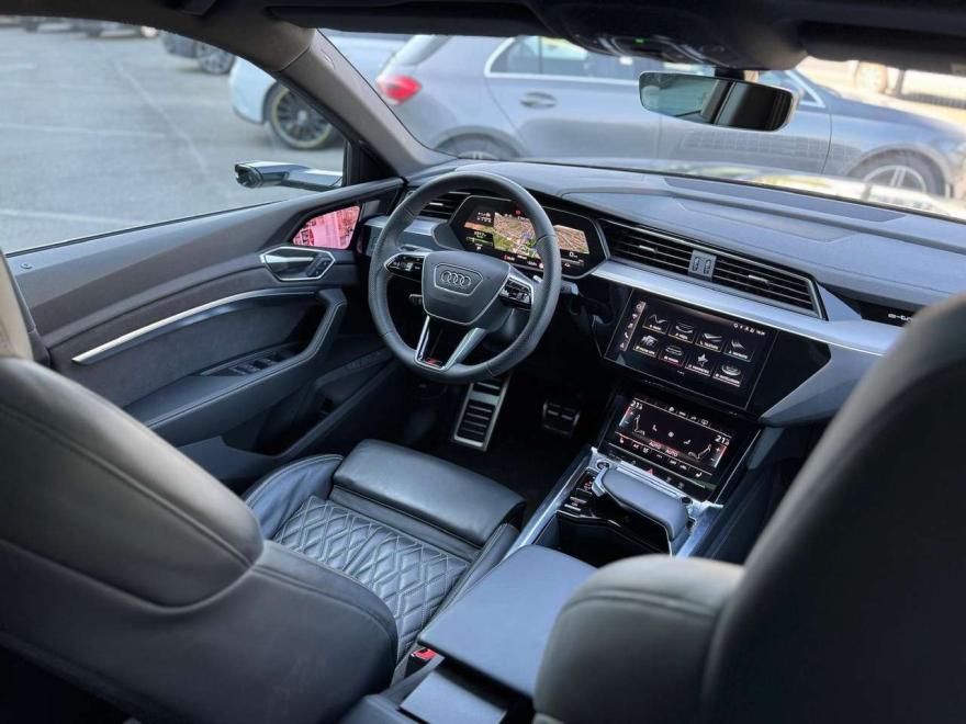 Audi Q8 e-tron